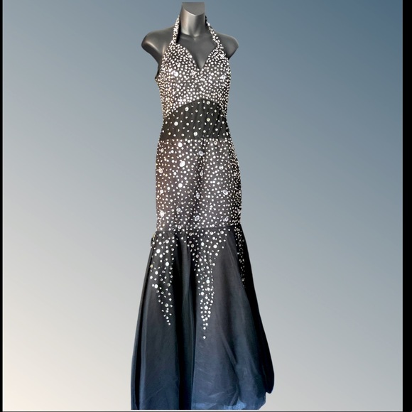 Prom Pageant 
Stunning black formal dress pageant prom etc.. - Picture 3 of 17